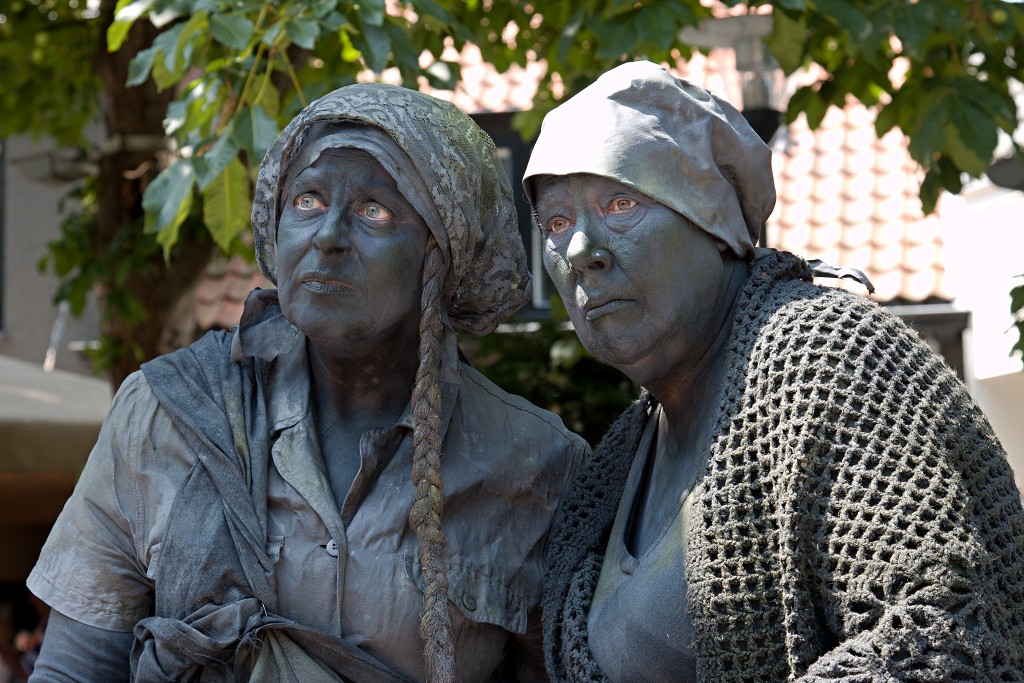 domburg living statue levend standbeeld evenement event festival festiviteit kunst art straatkunst streetart artiest beeld beeldhouwwerk sculpture sculptuur